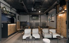 9 Apartments